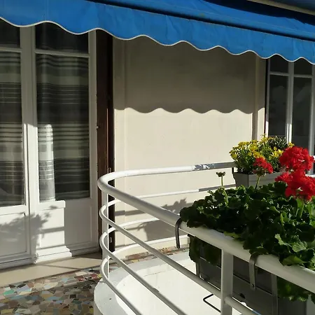 Les Floralies Apartment Antibes